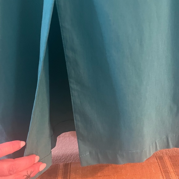 Tatyana green classy,comfortable dress 👗 - Picture 4 of 7